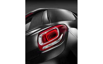 CITROEN DS3 CABRIO LANCIO SUL MERCATO DECAPOTTABILE FINO 120 KMH FANALE POSTERIORE 3D IPNOTICO TESTDRIVE PROVA SU STRADA FOTOGALLERY 011