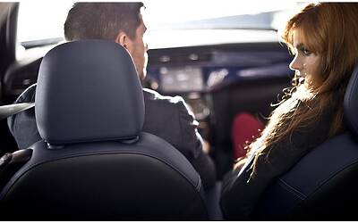 CITROEN DS3 CABRIO LANCIO SUL MERCATO DECAPOTTABILE FINO 120 KMH FANALE POSTERIORE 3D IPNOTICO TESTDRIVE PROVA SU STRADA FOTOGALLERY 062