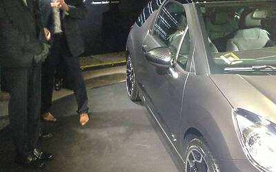 SERATA DI GALA E BENEFICENZA PER IL LANCIO CITROEN DS3 CABRIO LUOMO VOGUE MODA FASHION STYLE MILANO 07