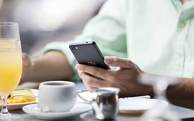 BlackBerryZ10 lifestyle6