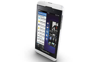 BlackBerryZ10 White ENG Gen TopAngle