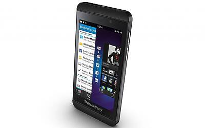 BlackBerryZ10 black ITA Gen TopAngle