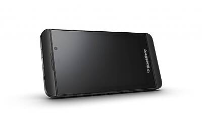 BlackBerryZ10 black ITA Gen horizontalAngle