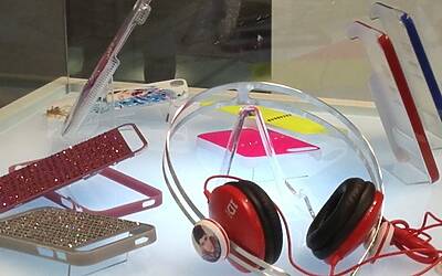 CELLY IL LANCIO MILANESE DELEL NUOVE INCREDIBILI COVER ESCLUSIVE PER IPHONE IPAD MINI SAMSUNG IN COLLABORAZIONE CON MARVEL MUVIT LAMBORGHINI ALLO SPAZIO ANNILUCE 14