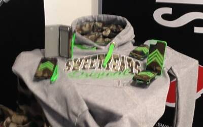 CELLY IL LANCIO MILANESE DELEL NUOVE INCREDIBILI COVER ESCLUSIVE PER IPHONE IPAD MINI SAMSUNG IN COLLABORAZIONE CON MARVEL MUVIT LAMBORGHINI ALLO SPAZIO ANNILUCE 15