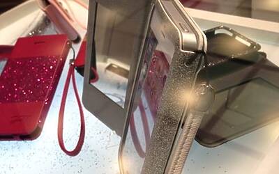 CELLY IL LANCIO MILANESE DELEL NUOVE INCREDIBILI COVER ESCLUSIVE PER IPHONE IPAD MINI SAMSUNG IN COLLABORAZIONE CON MARVEL MUVIT LAMBORGHINI ALLO SPAZIO ANNILUCE 46