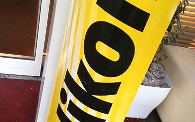 NIKON D7100 LA SERATA DI LANCIO DELLE NUOVE FOTOCAMERE NIKON AL VIRGIN CAFE DI MILANO CON TUTTA LA GAMMA DELLE MACCHINE FOTOGRAFICHE DIGITALI REFLEX E MIRRORLESS BRIDGE 01