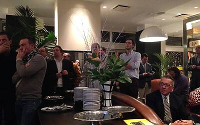 NIKON D7100 LA SERATA DI LANCIO DELLE NUOVE FOTOCAMERE NIKON AL VIRGIN CAFE DI MILANO CON TUTTA LA GAMMA DELLE MACCHINE FOTOGRAFICHE DIGITALI REFLEX E MIRRORLESS BRIDGE 07