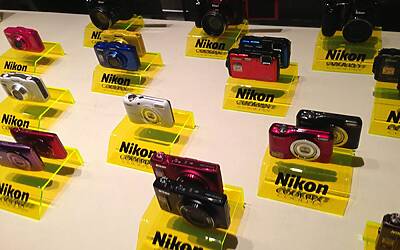 NIKON D7100 LA SERATA DI LANCIO DELLE NUOVE FOTOCAMERE NIKON AL VIRGIN CAFE DI MILANO CON TUTTA LA GAMMA DELLE MACCHINE FOTOGRAFICHE DIGITALI REFLEX E MIRRORLESS BRIDGE 23