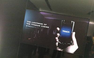 VERTU TI IL LANCIO MILANESE DEL NUOVO SMARTPHONE DI CASA VERTU AVVENUTO IN EVENTO ESCLUSIVO RISERVATO AL JET SET ED AI VIP NELLA SPLENDIDA BOUTIQUE DI VIA MONTENAPOLEONE 07