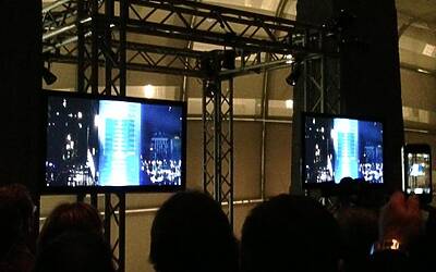 BOOSTMI ADIDAS BOOST MILANO LEVENTO PIU COOL E GLAMOUR AL GRATTACIELO PIRELLI DI MILANO PER IL LANCIO DELLE NUOVE ED ESCLUSIVA SCARPE DA RUNNING ADIDAS ENERGY BOOST 045