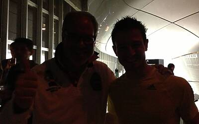 BOOSTMI ADIDAS BOOST MILANO LEVENTO PIU COOL E GLAMOUR AL GRATTACIELO PIRELLI DI MILANO PER IL LANCIO DELLE NUOVE ED ESCLUSIVA SCARPE DA RUNNING ADIDAS ENERGY BOOST 065