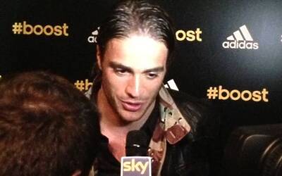 BOOSTMI ADIDAS BOOST MILANO LEVENTO PIU COOL E GLAMOUR AL GRATTACIELO PIRELLI DI MILANO PER IL LANCIO DELLE NUOVE ED ESCLUSIVA SCARPE DA RUNNING ADIDAS ENERGY BOOST 099