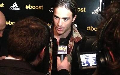 BOOSTMI ADIDAS BOOST MILANO LEVENTO PIU COOL E GLAMOUR AL GRATTACIELO PIRELLI DI MILANO PER IL LANCIO DELLE NUOVE ED ESCLUSIVA SCARPE DA RUNNING ADIDAS ENERGY BOOST 103