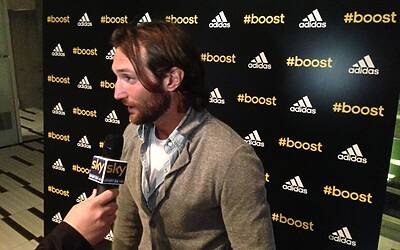 BOOSTMI ADIDAS BOOST MILANO LEVENTO PIU COOL E GLAMOUR AL GRATTACIELO PIRELLI DI MILANO PER IL LANCIO DELLE NUOVE ED ESCLUSIVA SCARPE DA RUNNING ADIDAS ENERGY BOOST 116