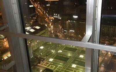 BOOSTMI ADIDAS BOOST MILANO LEVENTO PIU COOL E GLAMOUR AL GRATTACIELO PIRELLI DI MILANO PER IL LANCIO DELLE NUOVE ED ESCLUSIVE SCARPE 04