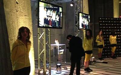 BOOSTMI ADIDAS BOOST MILANO LEVENTO PIU COOL E GLAMOUR AL GRATTACIELO PIRELLI DI MILANO PER IL LANCIO DELLE NUOVE ED ESCLUSIVE SCARPE 07