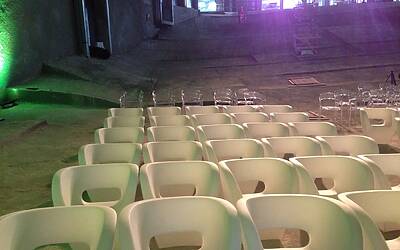 HTC ONE SMARTPHONE ANDROID IN ALLUMINIO LA PRESENTAZIONE A ROMA NELLA NUVOLA DI FUKSAS IN COSTRUZIONE DENTRO IL CANTIERE DEL CENTRO CONGRESSI PIU INNOVATIVO DITALIA 36