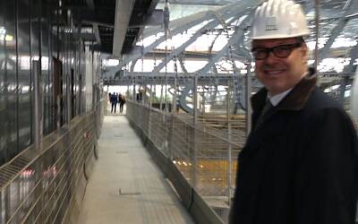 HTC ONE SMARTPHONE ANDROID IN ALLUMINIO LA PRESENTAZIONE A ROMA NELLA NUVOLA DI FUKSAS IN COSTRUZIONE DENTRO IL CANTIERE DEL CENTRO CONGRESSI PIU INNOVATIVO DITALIA 49