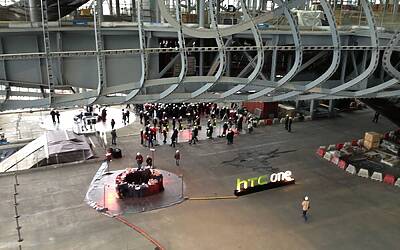 HTC ONE SMARTPHONE ANDROID IN ALLUMINIO LA PRESENTAZIONE A ROMA NELLA NUVOLA DI FUKSAS IN COSTRUZIONE DENTRO IL CANTIERE DEL CENTRO CONGRESSI PIU INNOVATIVO DITALIA 65