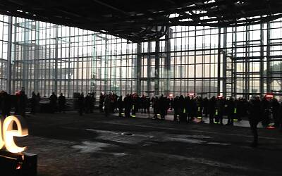 HTC ONE SMARTPHONE ANDROID IN ALLUMINIO LA PRESENTAZIONE A ROMA NELLA NUVOLA DI FUKSAS IN COSTRUZIONE DENTRO IL CANTIERE DEL CENTRO CONGRESSI PIU INNOVATIVO DITALIA 74