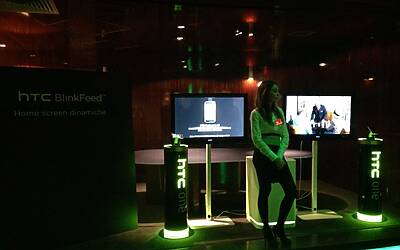 HTC ONE SMARTPHONE LTE ANDROID LA SERATA E LA FESTA DI LANCIO A MILANO AL MIB DI PIAZZA AFFARI PER CELEBRARE IL NUOVO PRODOTTO 22