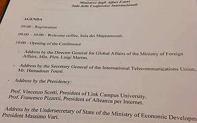 KEY4BIZ BEYOND DUBAI WCIT LA CENA DI GALA HOTEL HASSLER ED IL CONVEGNO ISTITUZIONALE ALLA FARNESINA MINISTERO DEGLI ESTERI DI ROMA DOVE SI SONO DISCUSSI I FUTURI ASSETTI DELLA RETE INTERNET 082