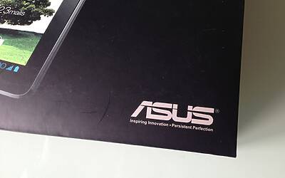 PADFONE 2 ASUS UNBOXING LO SMARTPHONE ANDROID CHE SI INTEGRA E DIVENTA UN TABLET IN UN PEZZO UNICO 05