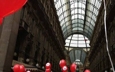 STRAMILANO 2013 42 edizione LE FOTO INEDITE DELLA CORSA PODISITICA PIU ESCLUSIVA E DIVERTENTE DI MILANO CON I RUNNER PIU DINAMICI E SCATTANTI 013