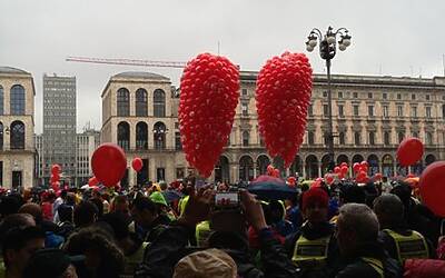 STRAMILANO 2013 42 edizione LE FOTO INEDITE DELLA CORSA PODISITICA PIU ESCLUSIVA E DIVERTENTE DI MILANO CON I RUNNER PIU DINAMICI E SCATTANTI 016