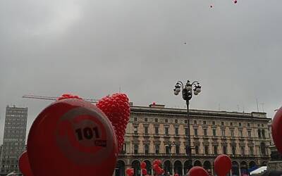 STRAMILANO 2013 42 edizione LE FOTO INEDITE DELLA CORSA PODISITICA PIU ESCLUSIVA E DIVERTENTE DI MILANO CON I RUNNER PIU DINAMICI E SCATTANTI 017