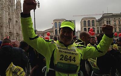 STRAMILANO 2013 42 edizione LE FOTO INEDITE DELLA CORSA PODISITICA PIU ESCLUSIVA E DIVERTENTE DI MILANO CON I RUNNER PIU DINAMICI E SCATTANTI 033