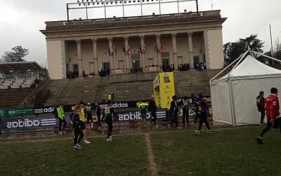 STRAMILANO 2013 42 edizione LE FOTO INEDITE DELLA CORSA PODISITICA PIU ESCLUSIVA E DIVERTENTE DI MILANO CON I RUNNER PIU DINAMICI E SCATTANTI 061