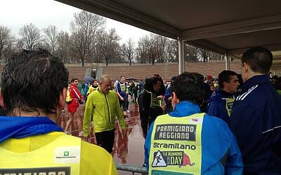 STRAMILANO 2013 42 edizione LE FOTO INEDITE DELLA CORSA PODISITICA PIU ESCLUSIVA E DIVERTENTE DI MILANO CON I RUNNER PIU DINAMICI E SCATTANTI 072