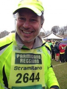 STRAMILANO 2013 42 edizione LE FOTO INEDITE DELLA CORSA PODISITICA PIU ESCLUSIVA E DIVERTENTE DI MILANO CON I RUNNER PIU DINAMICI E SCATTANTI 075