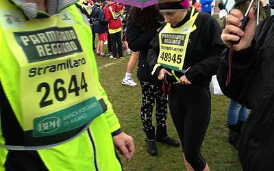 STRAMILANO 2013 42 edizione LE FOTO INEDITE DELLA CORSA PODISITICA PIU ESCLUSIVA E DIVERTENTE DI MILANO CON I RUNNER PIU DINAMICI E SCATTANTI 077