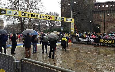 STRAMILANO 2013 42 edizione LE FOTO INEDITE DELLA CORSA PODISITICA PIU ESCLUSIVA E DIVERTENTE DI MILANO CON I RUNNER PIU DINAMICI E SCATTANTI 115