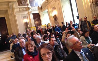 STRAMILANO 2013 LA PRESENTAZIONE A PALAZZO MARINO CON CHIARA BISCONTI ASSESSORA ALLO SPORT DEL COMUNE DI MILANO ANNUNCIA 50.000 PODISTI PARTECIPANTI ALLA CORSA TIPICA DI MILANO 16