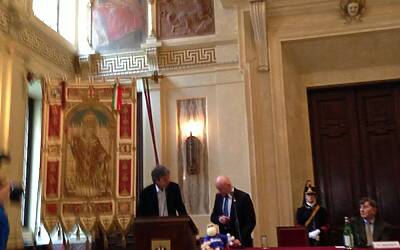 STRAMILANO 2013 LA PRESENTAZIONE A PALAZZO MARINO CON CHIARA BISCONTI ASSESSORA ALLO SPORT DEL COMUNE DI MILANO ANNUNCIA 50.000 PODISTI PARTECIPANTI ALLA CORSA TIPICA DI MILANO 22