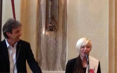 STRAMILANO 2013 LA PRESENTAZIONE A PALAZZO MARINO CON CHIARA BISCONTI ASSESSORA ALLO SPORT DEL COMUNE DI MILANO ANNUNCIA 50.000 PODISTI PARTECIPANTI ALLA CORSA TIPICA DI MILANO 26