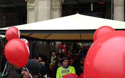 STRAMILANO 2013 LE FOTO INEDITE DELLA CORSA PODISITICA PIU ESCLUSIVA E DIVERTENTE DI MILANO CON I RUNNER PIU DINAMICI E SCATTANTI 013