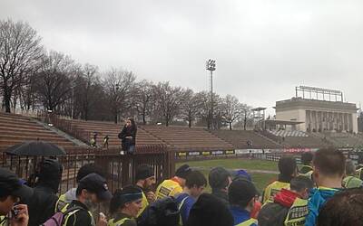 STRAMILANO 2013 LE FOTO INEDITE DELLA CORSA PODISITICA PIU ESCLUSIVA E DIVERTENTE DI MILANO CON I RUNNER PIU DINAMICI E SCATTANTI 033