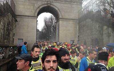 STRAMILANO 2013 LE FOTO INEDITE DELLA CORSA PODISITICA PIU ESCLUSIVA E DIVERTENTE DI MILANO CON I RUNNER PIU DINAMICI E SCATTANTI 039