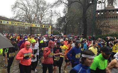 STRAMILANO 2013 LE FOTO INEDITE DELLA CORSA PODISITICA PIU ESCLUSIVA E DIVERTENTE DI MILANO CON I RUNNER PIU DINAMICI E SCATTANTI 068