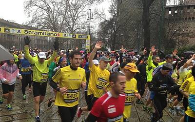 STRAMILANO 2013 LE FOTO INEDITE DELLA CORSA PODISITICA PIU ESCLUSIVA E DIVERTENTE DI MILANO CON I RUNNER PIU DINAMICI E SCATTANTI 080