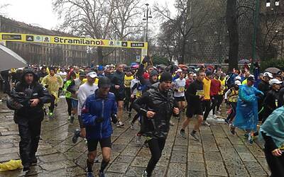 STRAMILANO 2013 LE FOTO INEDITE DELLA CORSA PODISITICA PIU ESCLUSIVA E DIVERTENTE DI MILANO CON I RUNNER PIU DINAMICI E SCATTANTI 093
