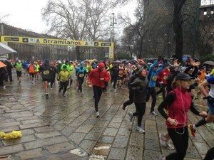 STRAMILANO 2013 LE FOTO INEDITE DELLA CORSA PODISITICA PIU ESCLUSIVA E DIVERTENTE DI MILANO CON I RUNNER PIU DINAMICI E SCATTANTI 104