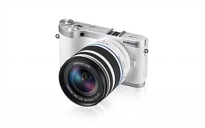 Samsung NX300 white1