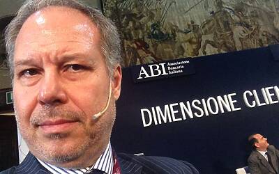 IL CONVEGNO ABI 2013 DIMENSIONE CLIENTE A PALAZZO ALTIERI ROMA SEDE ABI ASSOCIAZIONE BANCARIA ITALIANA DOVE HO PARTECIPATO COME RELATORE ALLA TAVOLA ROTONDA SUI SOCIAL MEDIA ED INTERNET OF THINGS INSIEME A FABRIZIO BELLAVISTA 25