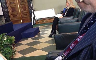 IL CONVEGNO ABI 2013 DIMENSIONE CLIENTE A PALAZZO ALTIERI ROMA SEDE ABI ASSOCIAZIONE BANCARIA ITALIANA DOVE HO PARTECIPATO COME RELATORE ALLA TAVOLA ROTONDA SUI SOCIAL MEDIA ED INTERNET OF THINGS INSIEME A FABRIZIO BELLAVISTA 37